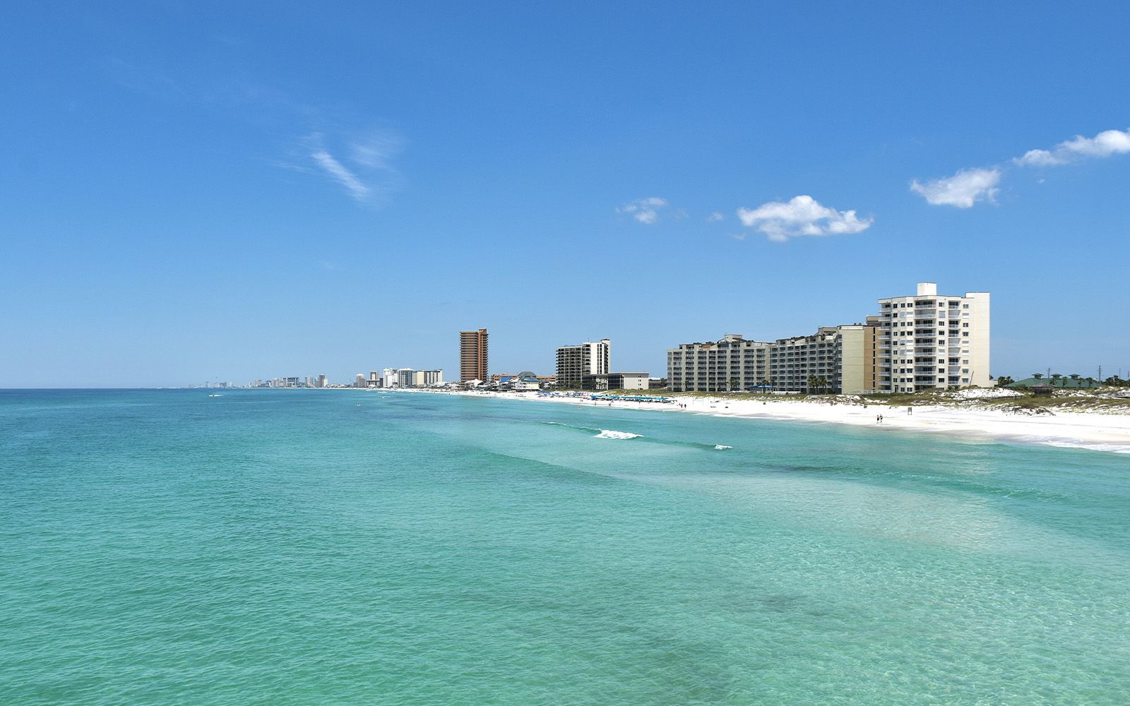 Emerald water and white sand at Panama City Beach